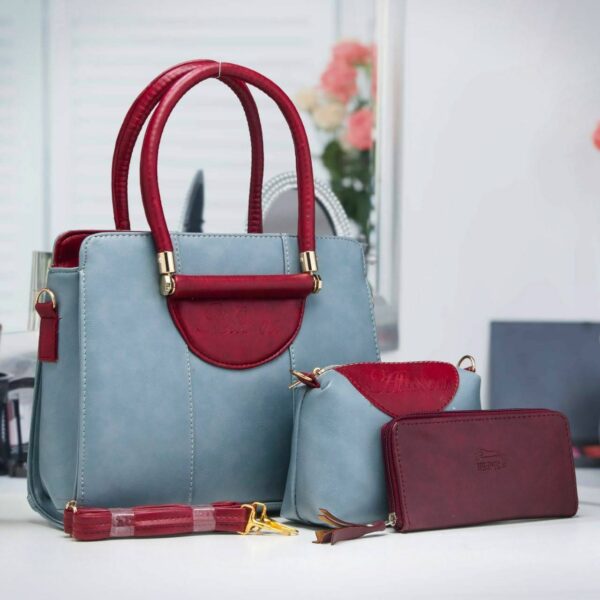 Ensemble sac à main et accessoires en cuir bicolore gris et bordeaux